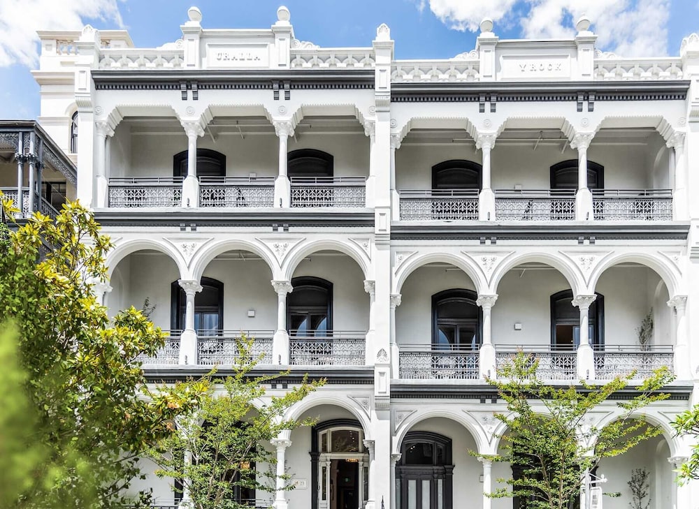 Hotel Challis Potts Point 3/50