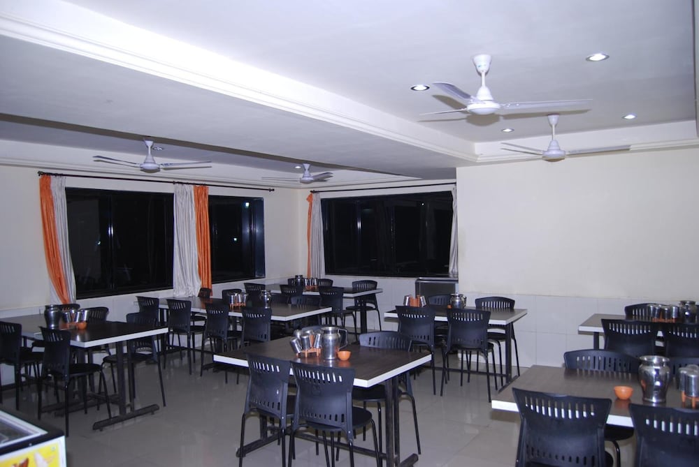 Hotel Yog Palace 43/50