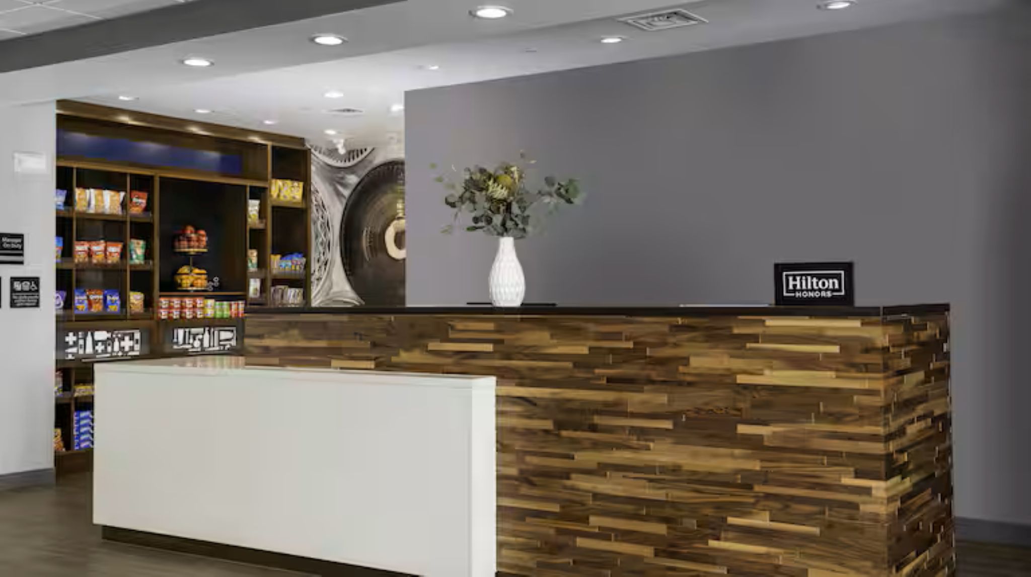 Lobby at Hampton Inn & Suites Chico, CHICO - CA