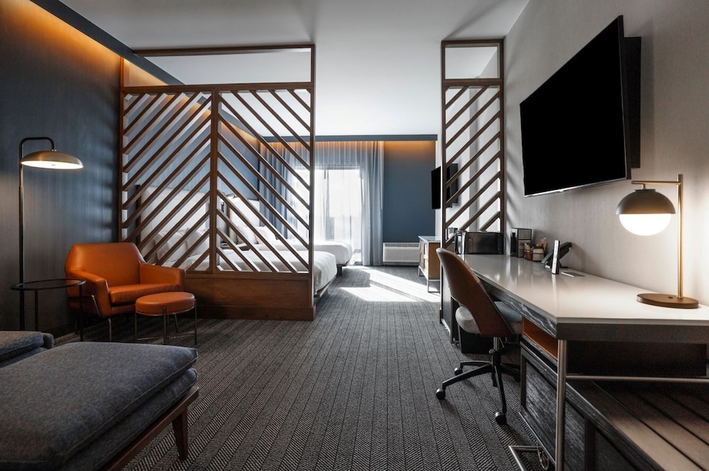 Courtyard by Marriott Madison 22/49