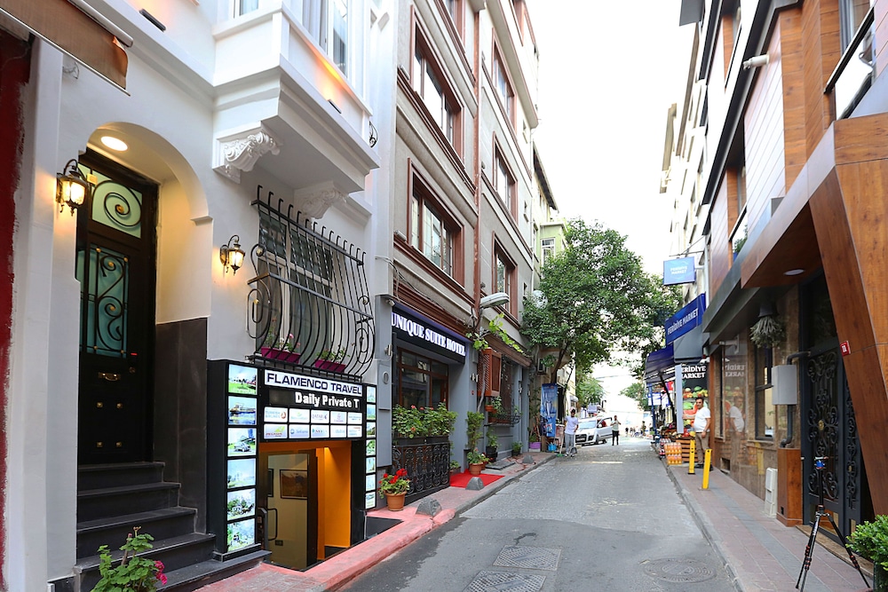 TAKSIM UNIQUE SUITES 66/73