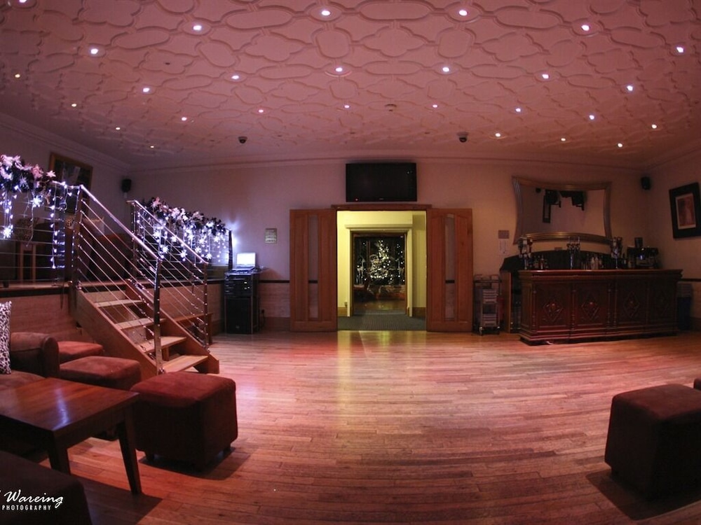 The Saddleworth Hotel 22/42