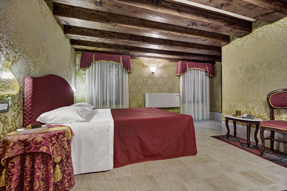 Pausania Hotel 17/49