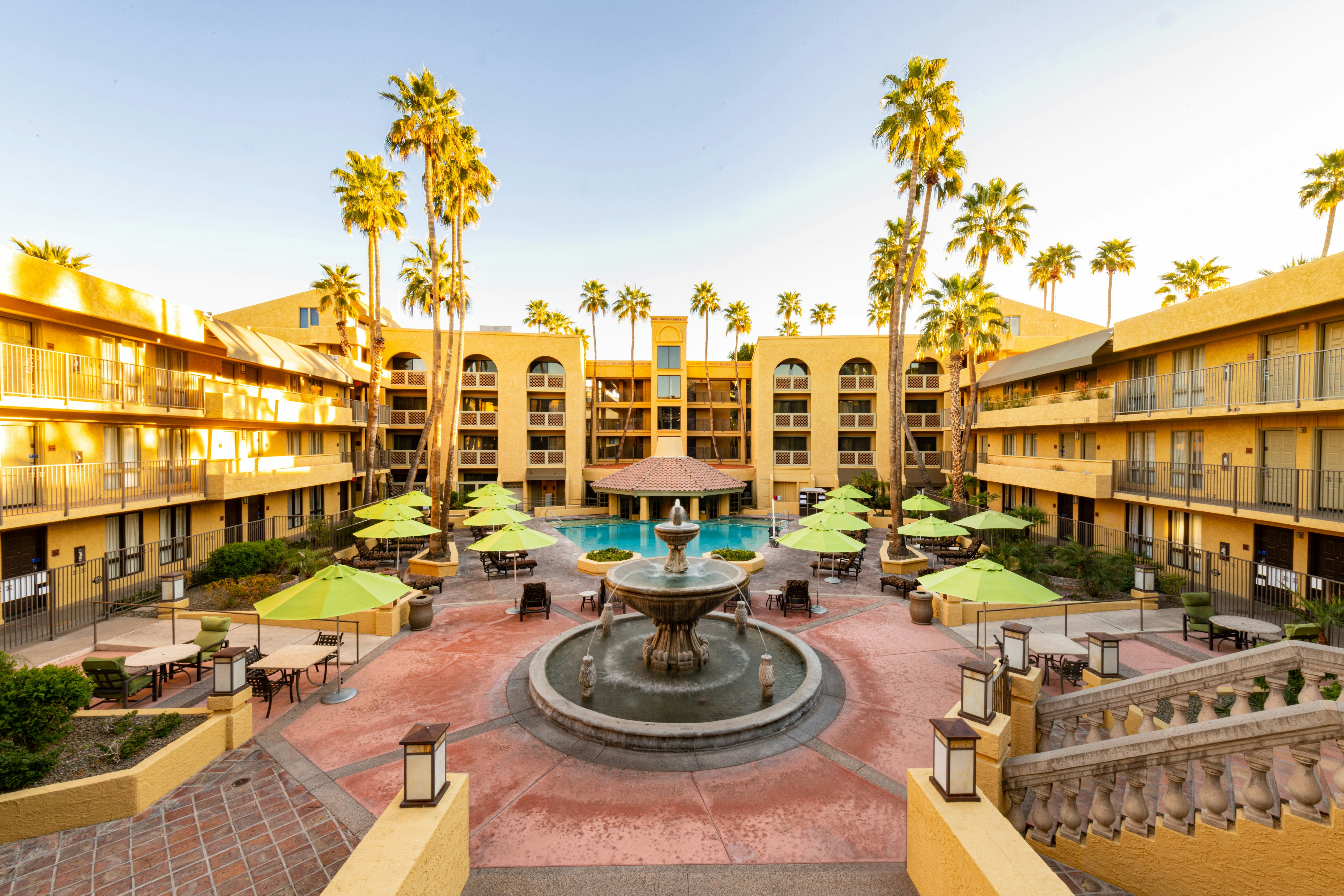 Hilton Phoenix Resort at the Peak 59/60