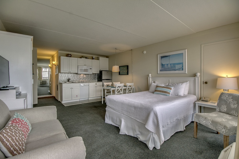 Beachcomber Resort 30/76