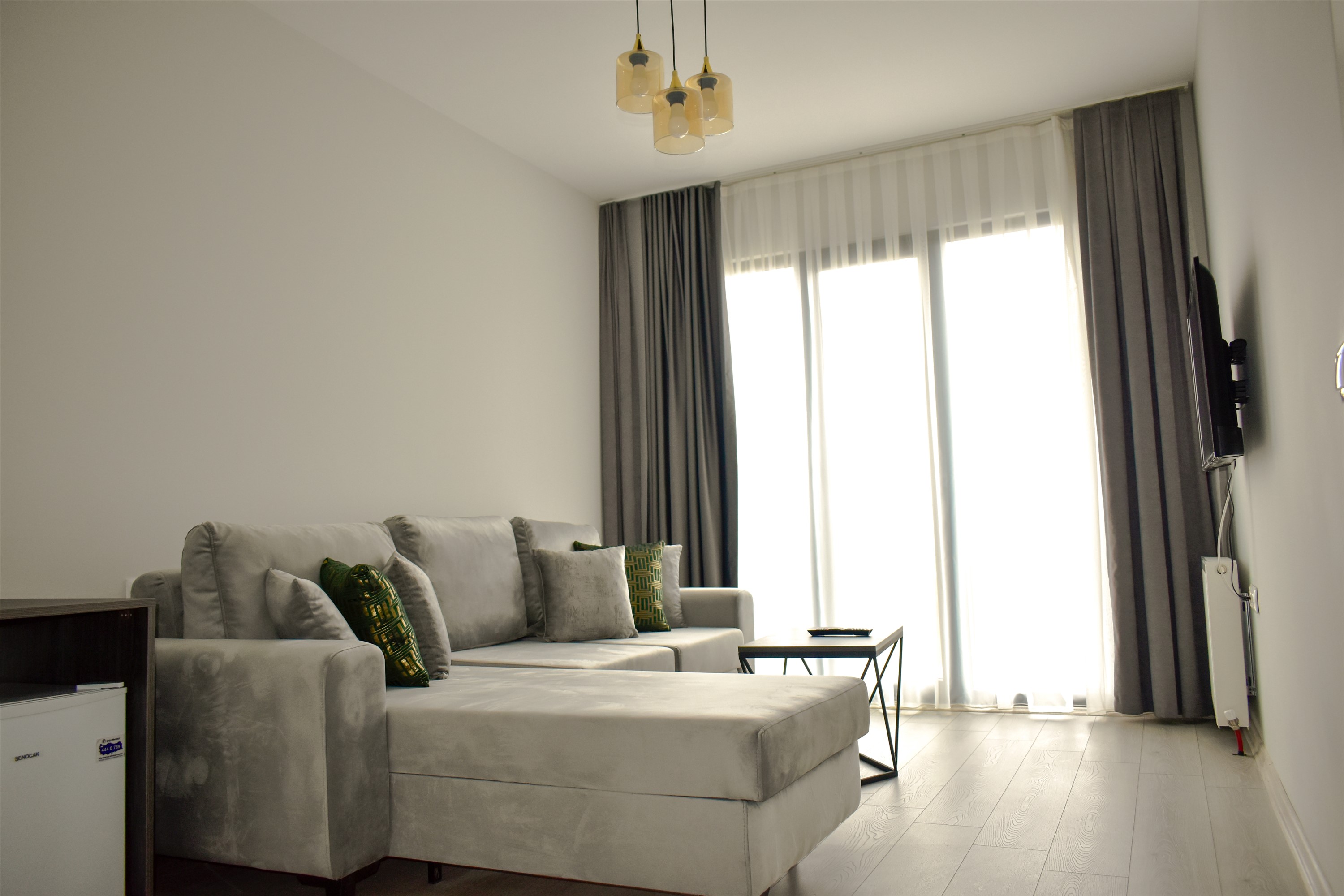جناح، Green Hills Suites 3/8