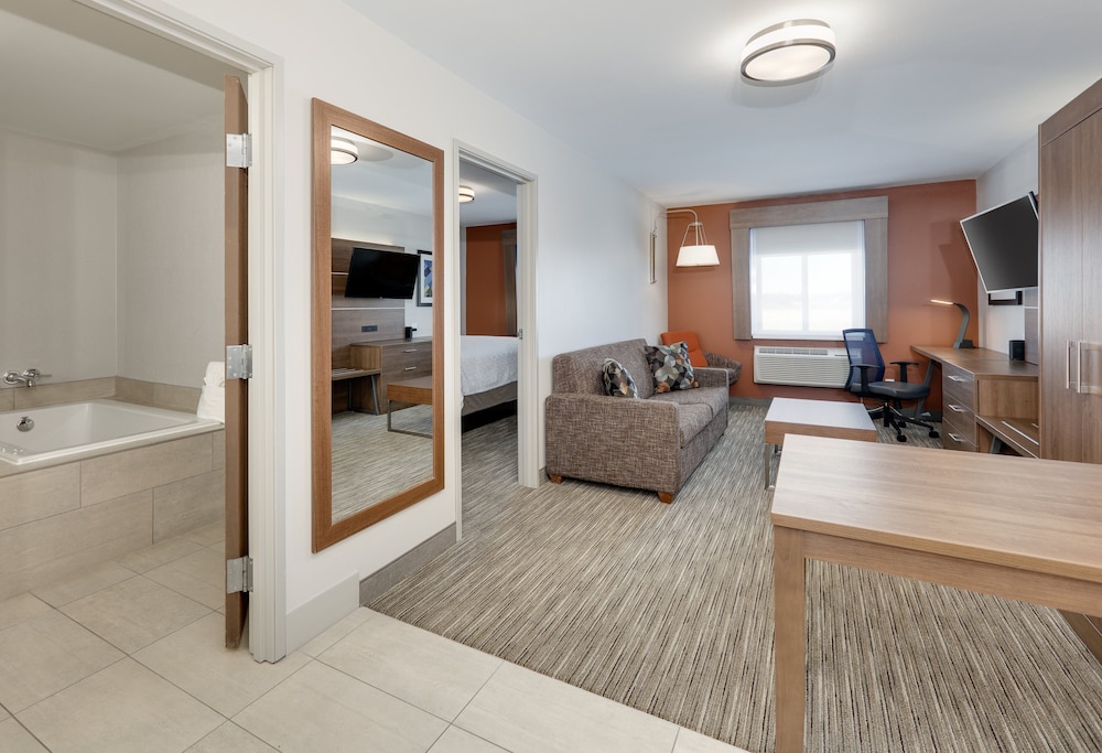 Holiday Inn Express Hotel Suites Scottsbluff Gering 41/57