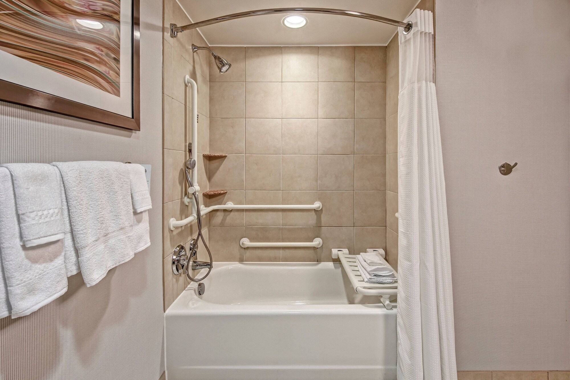 1 Bedroom, Suite, King Bed, Sofa, Courtyard by Marriott Newport News Airport 4/4