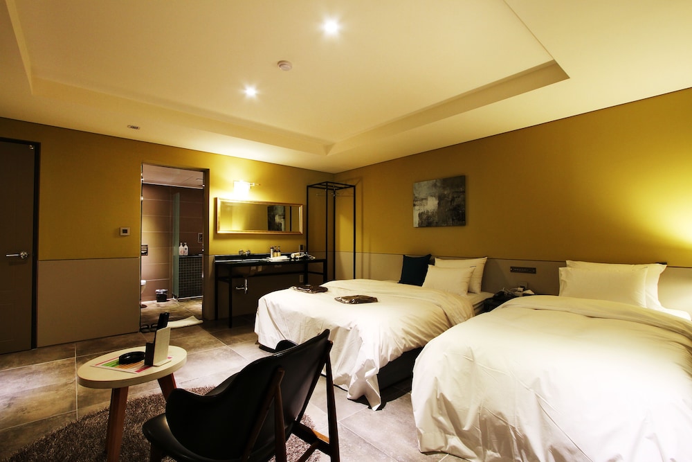 SR Design Hotel 26/60