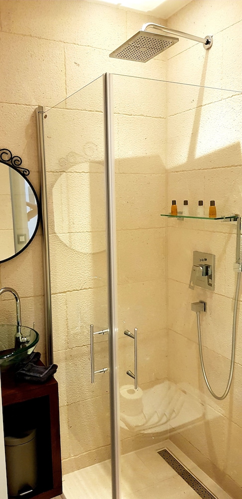 San Teodoro Boutique Hotel 46/50