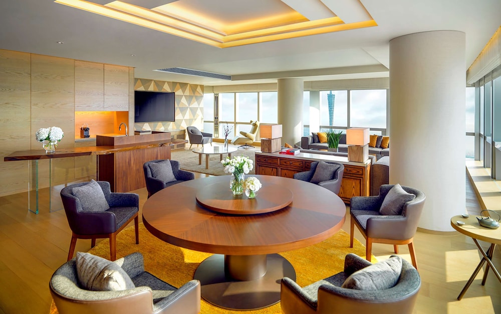 PARK HYATT GUANGZHOU 60/71