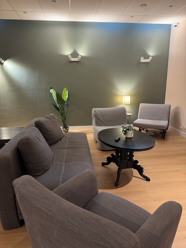 Hotel de Duif 29/50