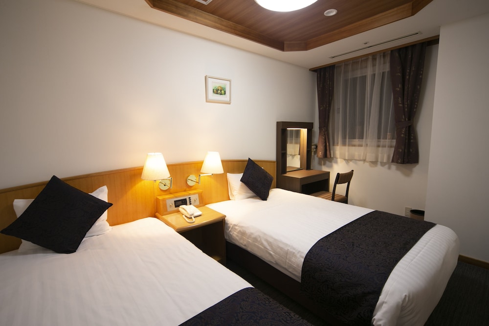 Kamenoi Hotel Kochi 11/61