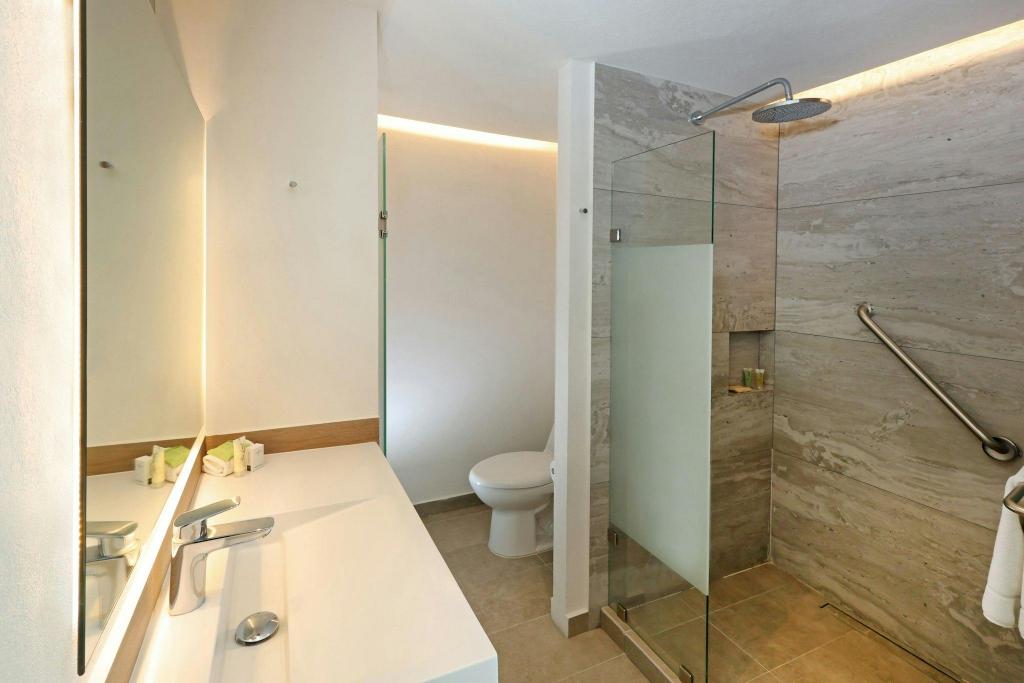 غرفة سوبيريور بسرير كينج مع أريكة، City Express Plus by Marriott Mexicali 8/8