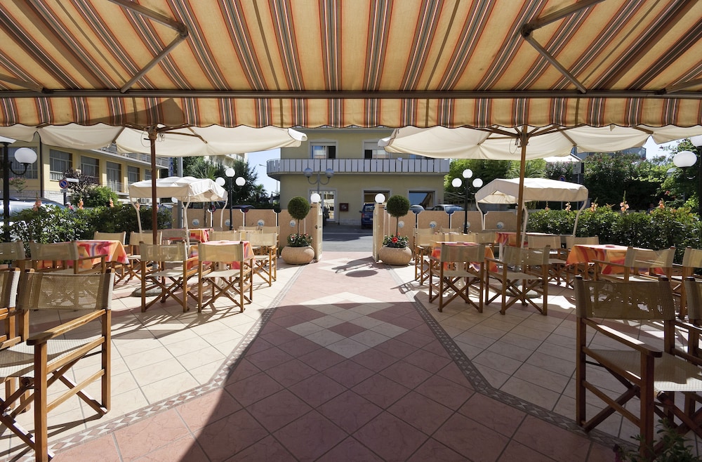 Hotel Losanna 51/60