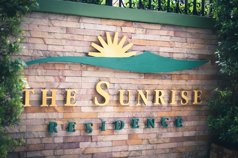 THE SUNRISE RESIDENCE 4/67