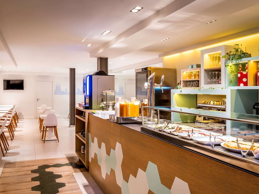 Ibis Styles Barcelona Centre Hotel 54/73