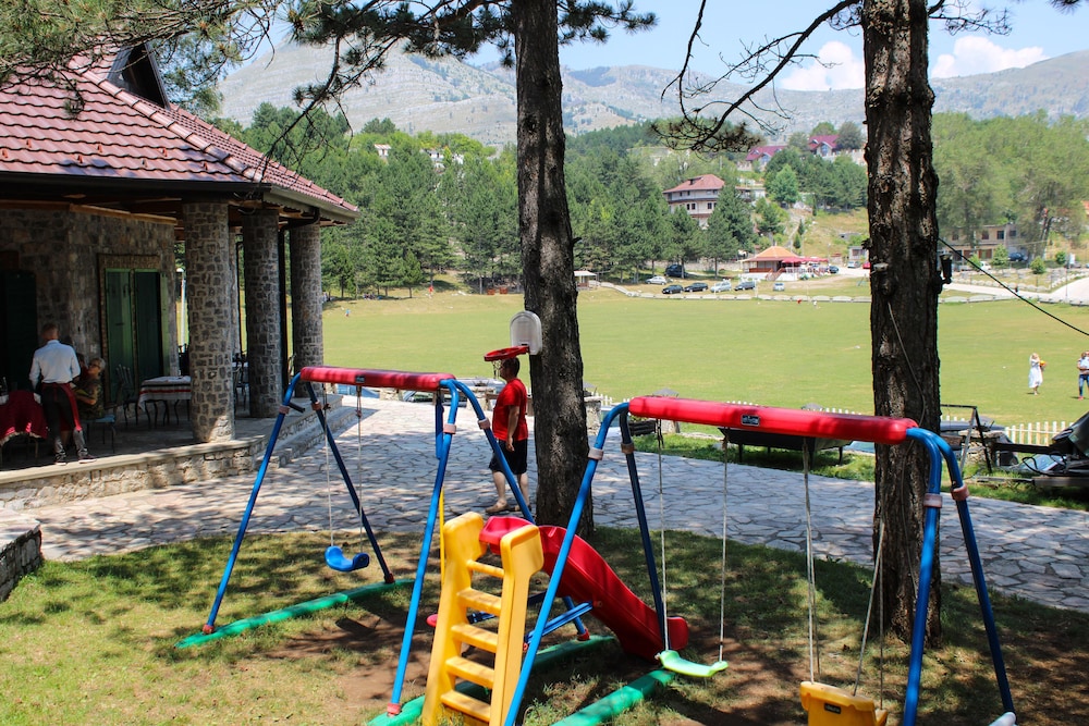 NATYRAL RAZMA RESORT 30/50