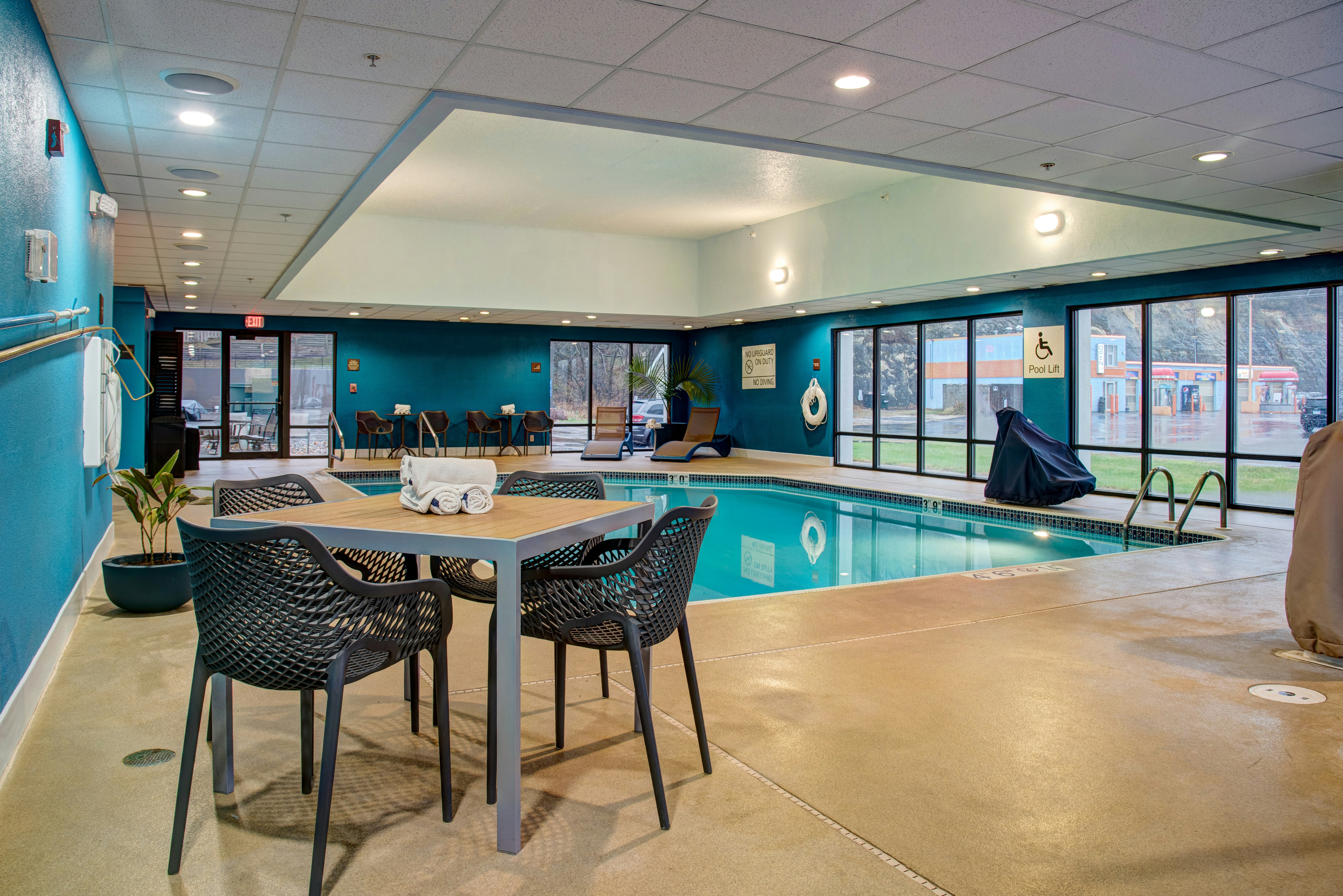 Hampton Inn Rochester 24/30