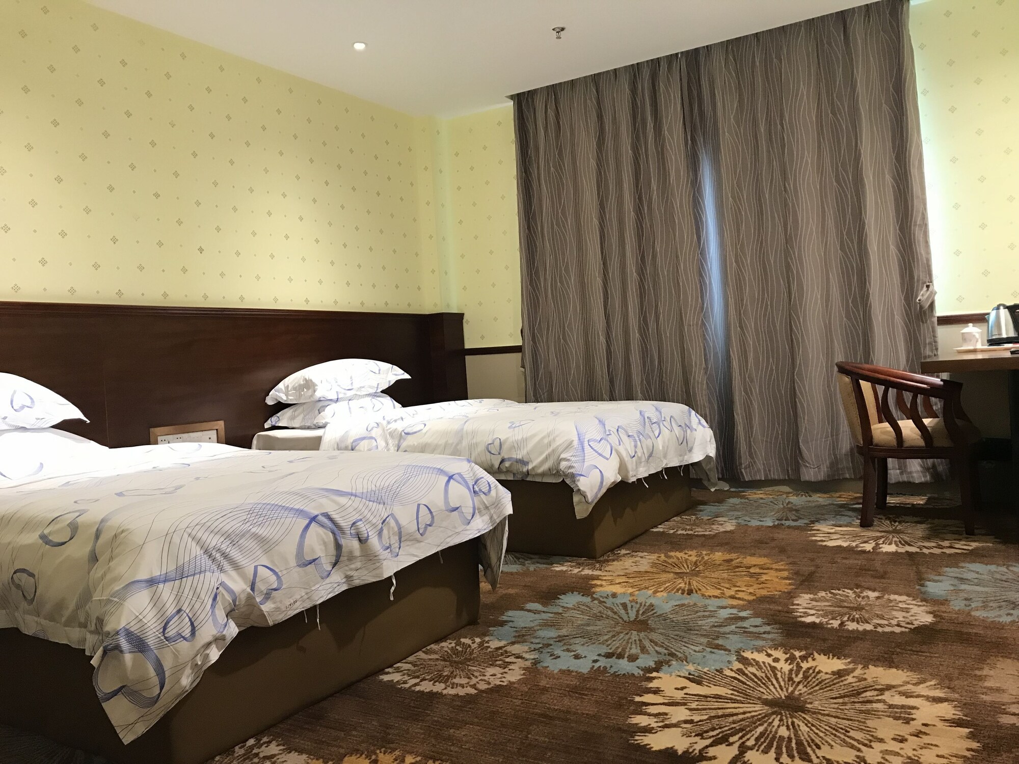 LUXURY, DOUBLE BED
