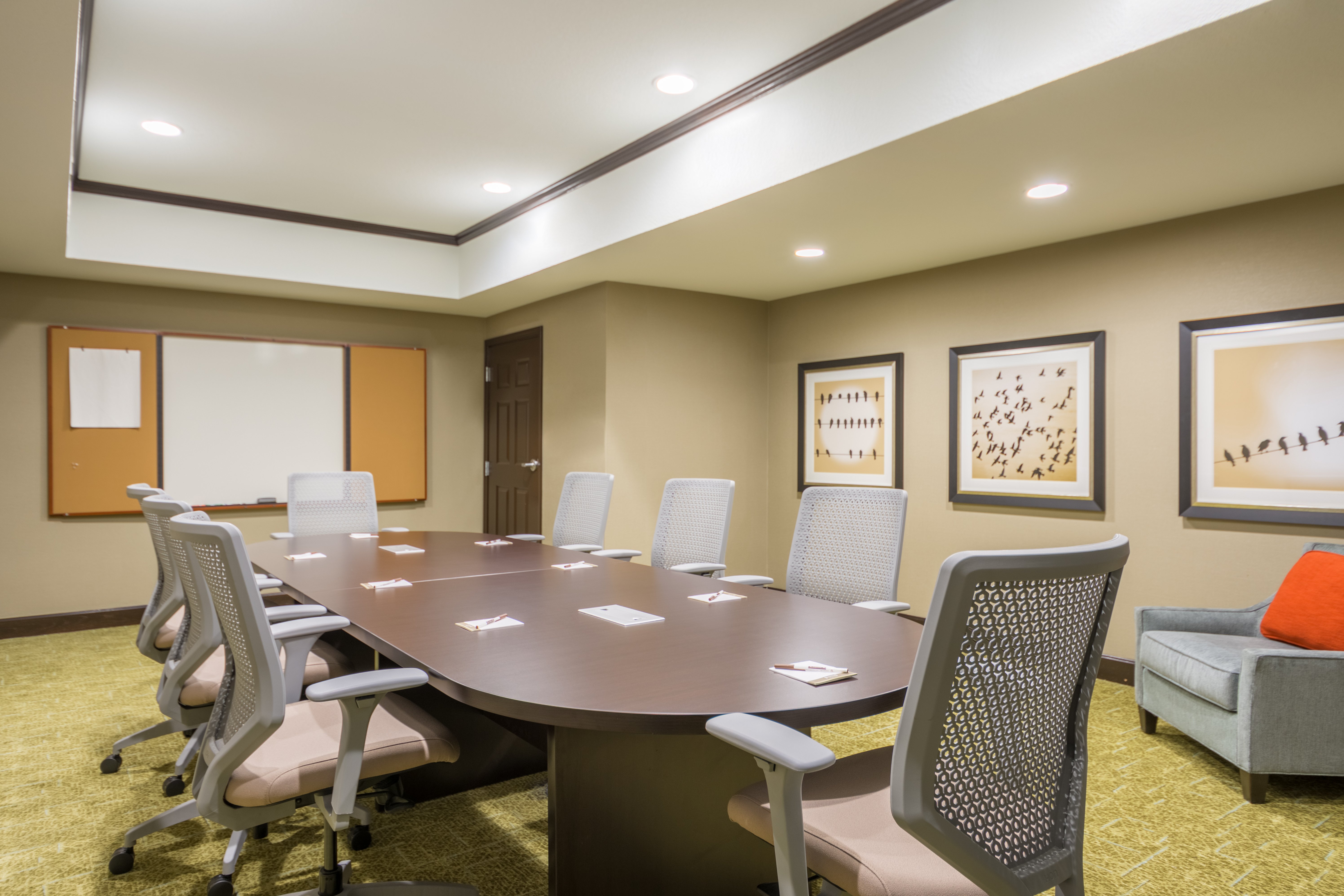 Staybridge Suites Kansas City-Independence 59/63