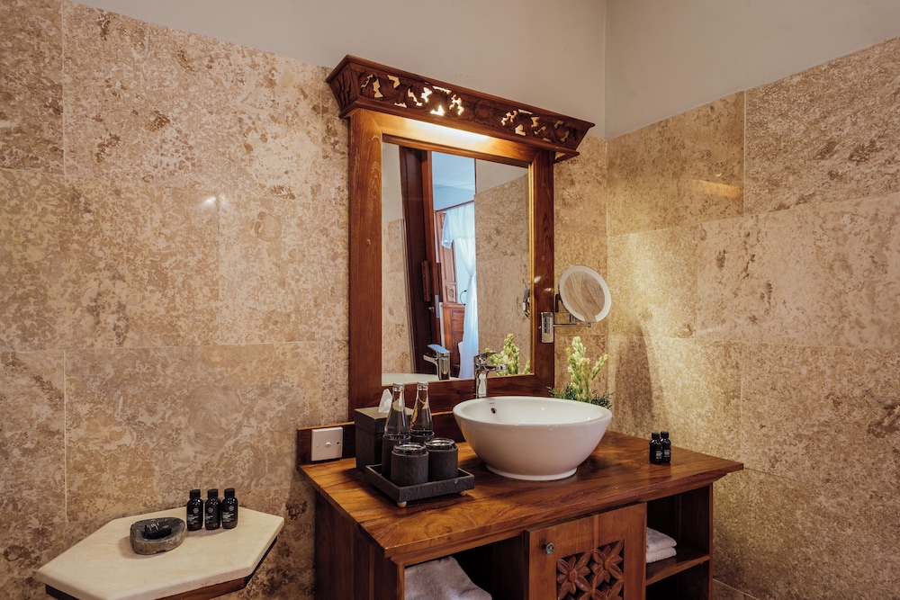 Desa Swan Villas & SPA, Keramas (Formerly Desa Pramana Swan) 47/50