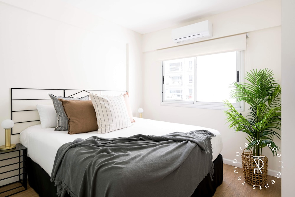 Plus, Apartment, Queen Bed, Sofa