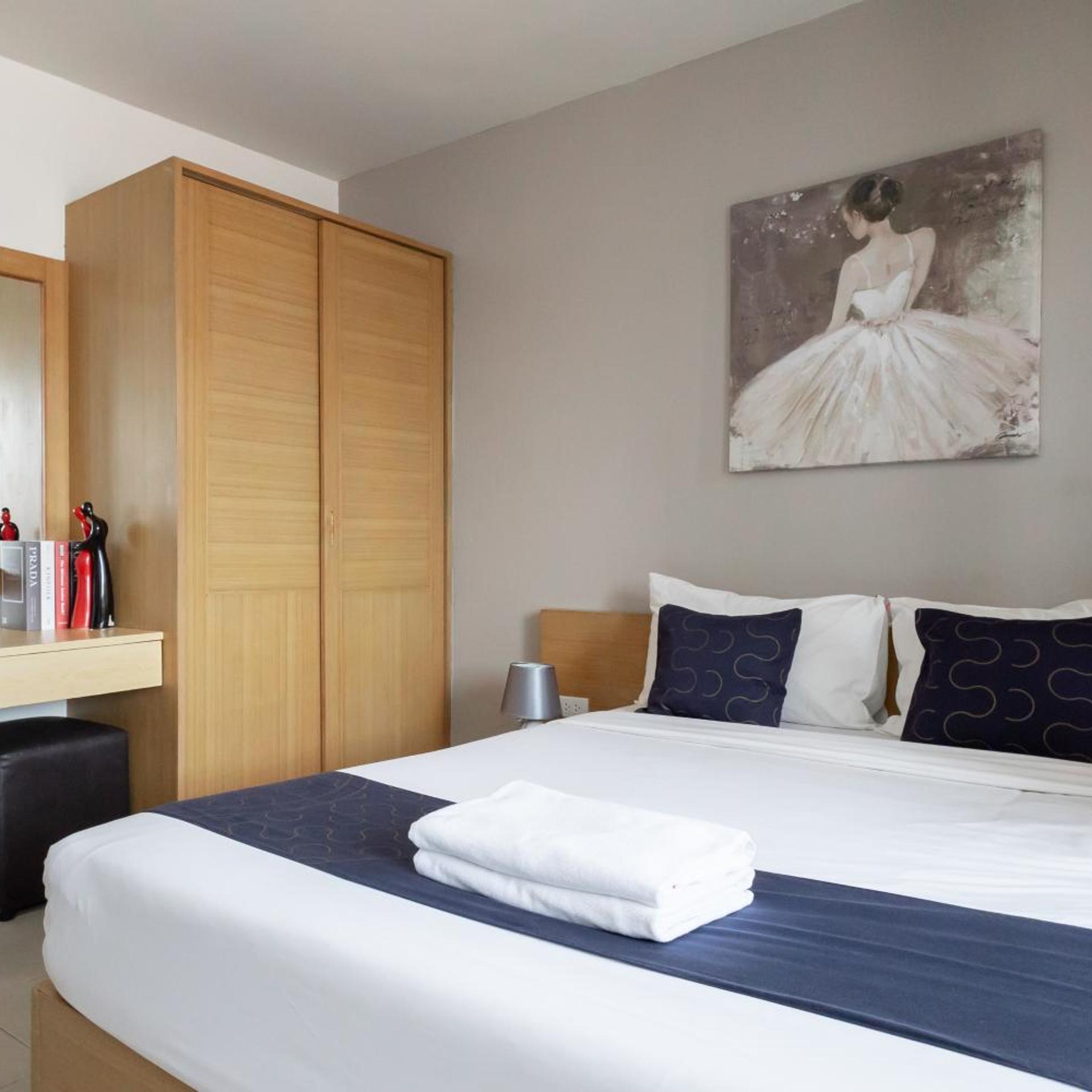 Standard, Double Bed