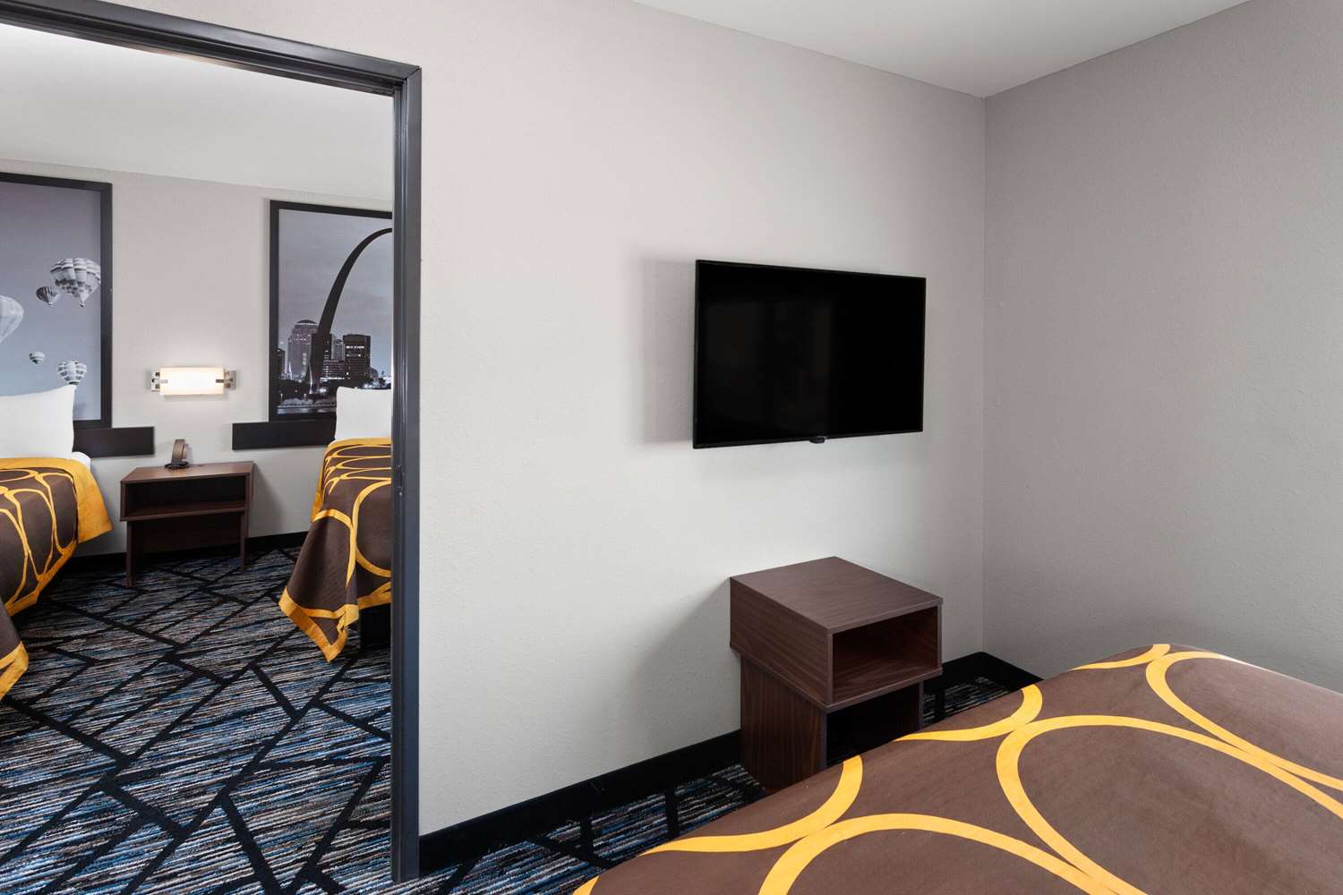 Super 8 by Wyndham Olney 14/18