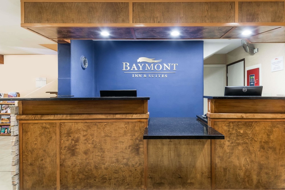Baymont By Wyndham Santa Fe 5/33