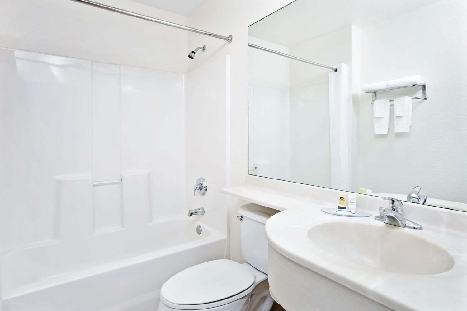 Microtel Inn And Suites Morgan 10/12
