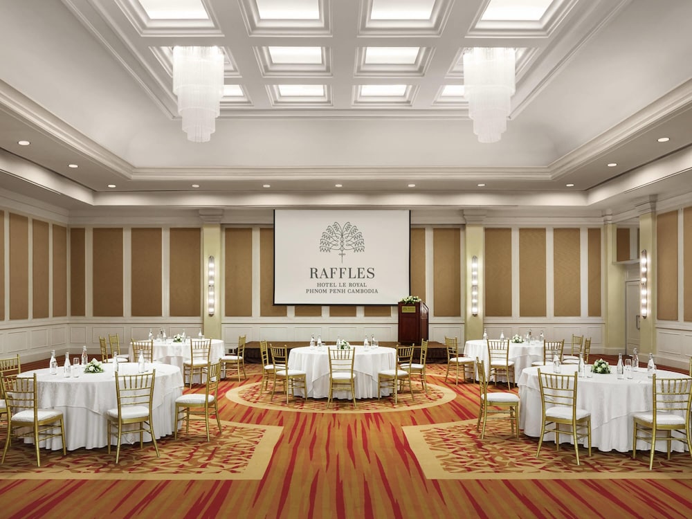 Raffles Hotel Le Royal 69/78