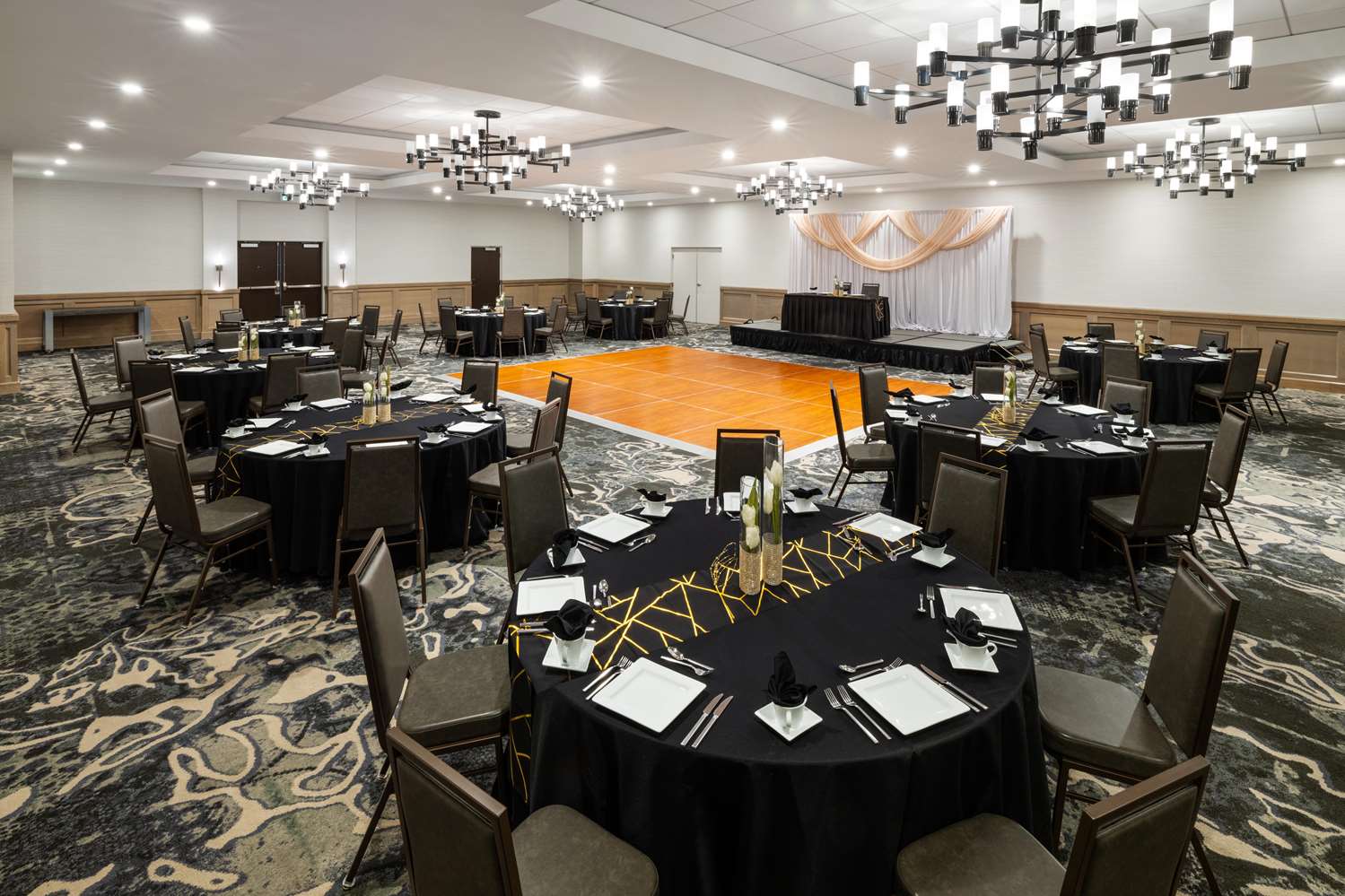 DoubleTree by Hilton Denver Cherry Creek 18/21