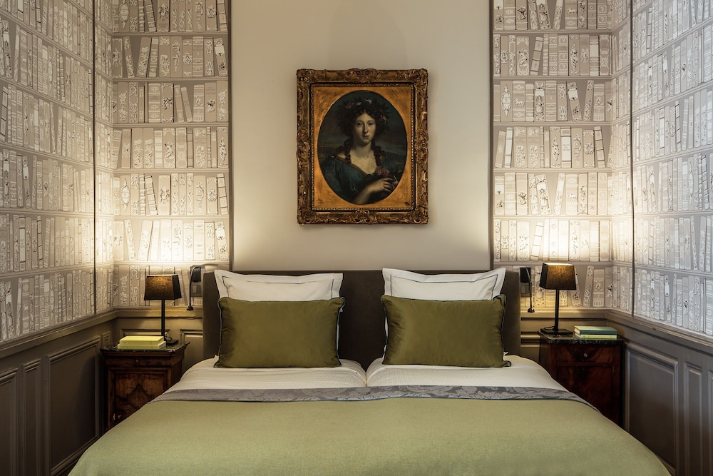 Hotel Mansart 44/63