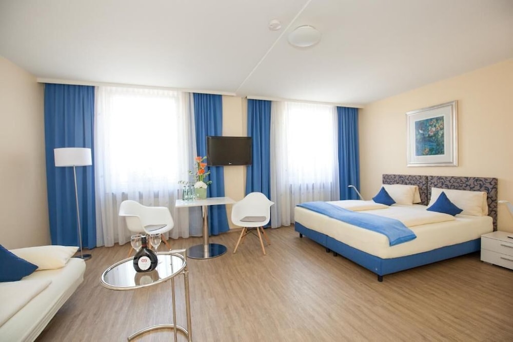 Hotel Franziskaner 11/52