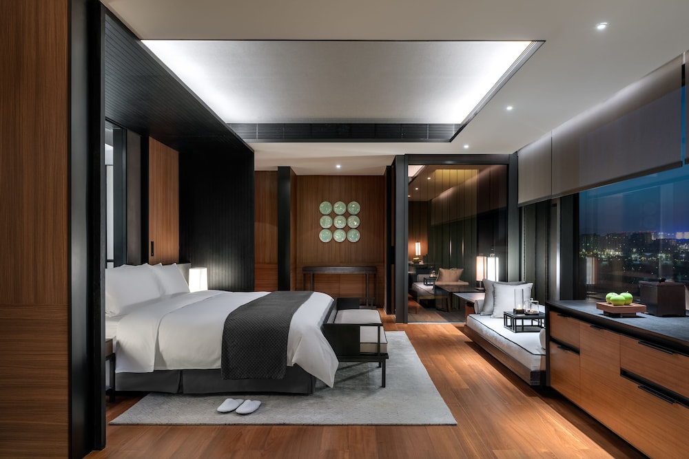 The Lalu Nanjing 15/41