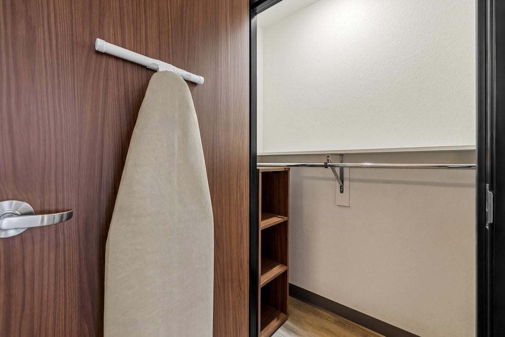 Everhome Suites Rochester Greece 19/50