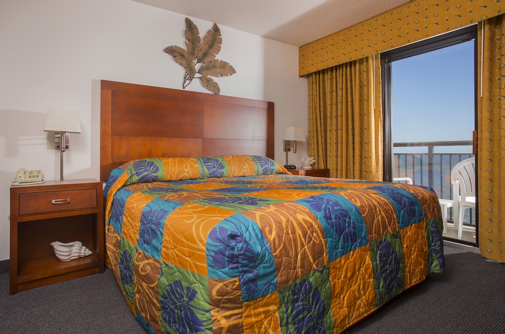 Beach Cove Resort 22/75