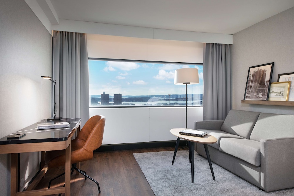 Radisson Blu Scandinavia Oslo 48/76