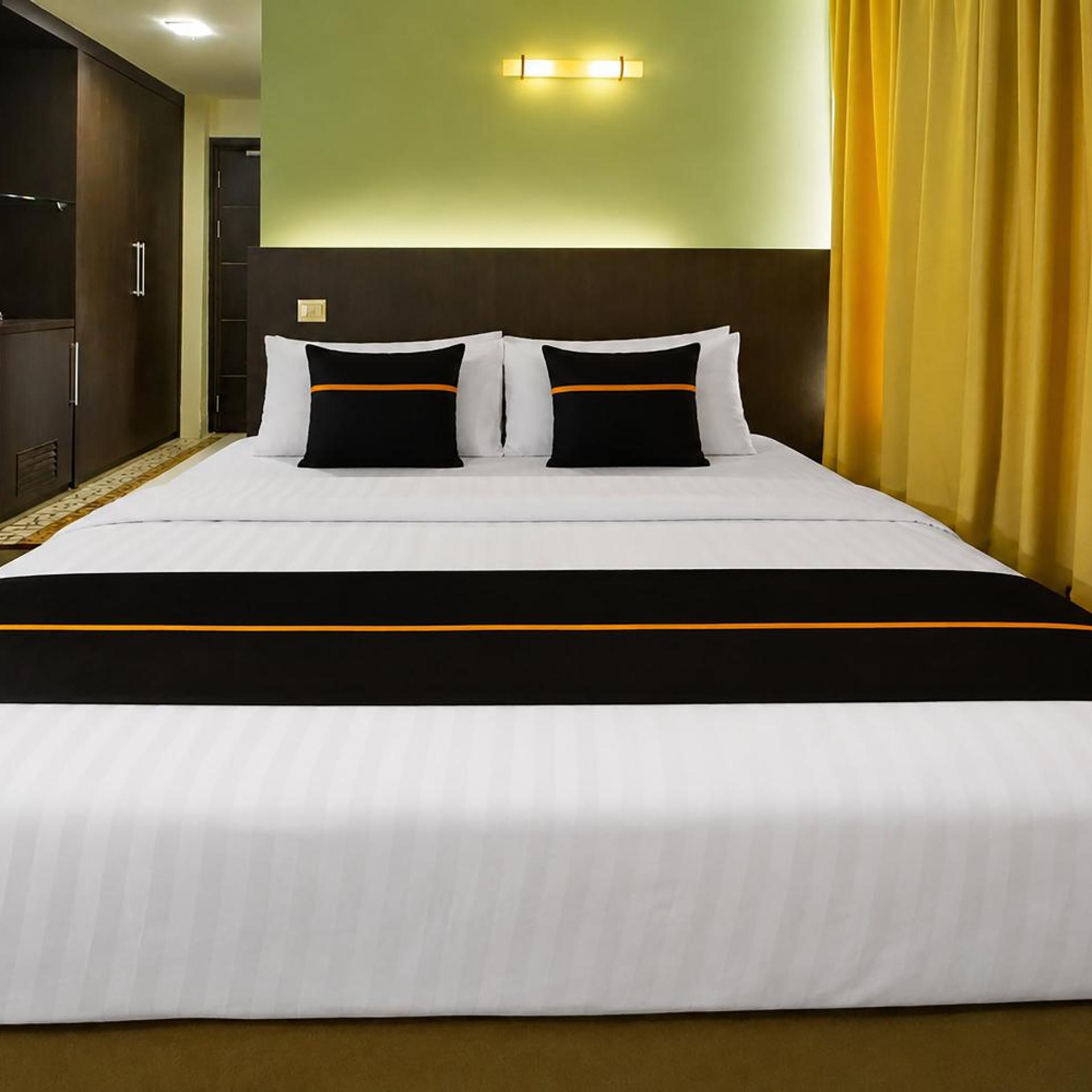 OYO 89411 900 Inn 16/50