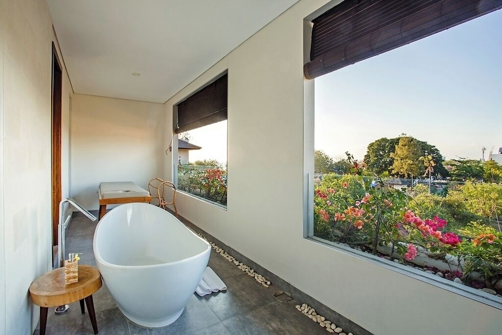 Jimbaran Bay Beach Resort & Spa by Prabhu 37/73