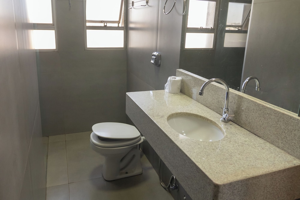 Honorato Plaza Hotel 52/52
