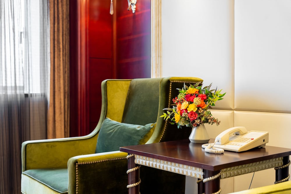 Jinling Garden Hotel Taicang 40/50