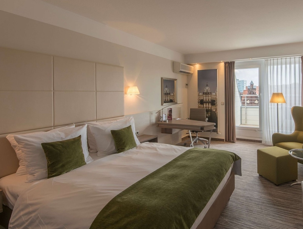 DoubleTree by Hilton Hannover Schweizerhof 15/61