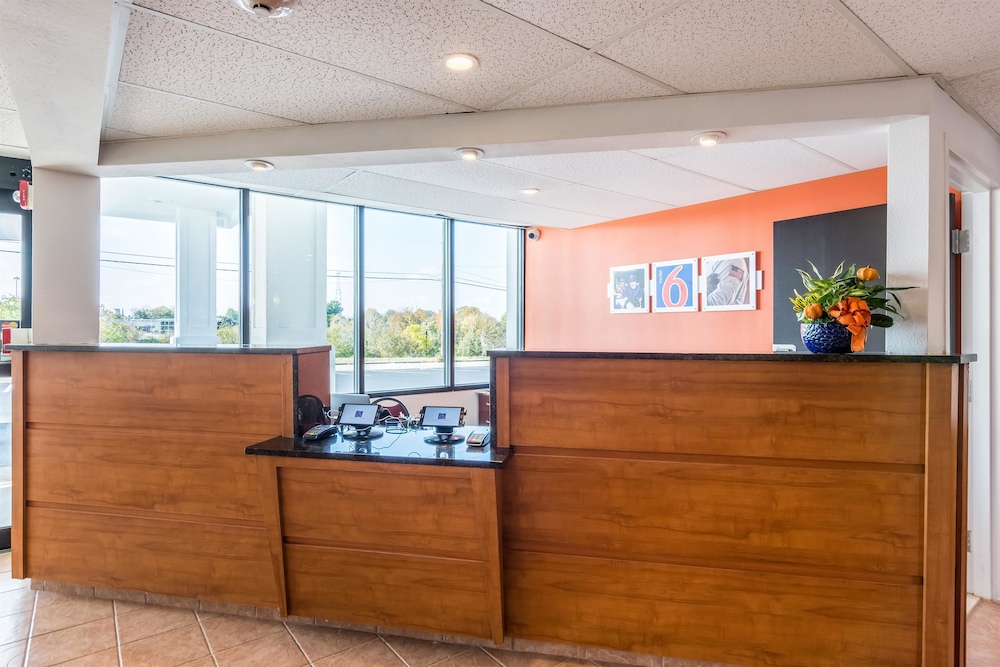 Lobby at Motel6 Petersburg, VA - Fort Lee, PETERSBURG - VA