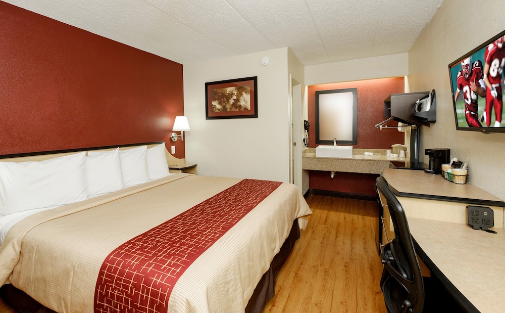 Red Roof Inn Columbus West - Hilliard 10/25