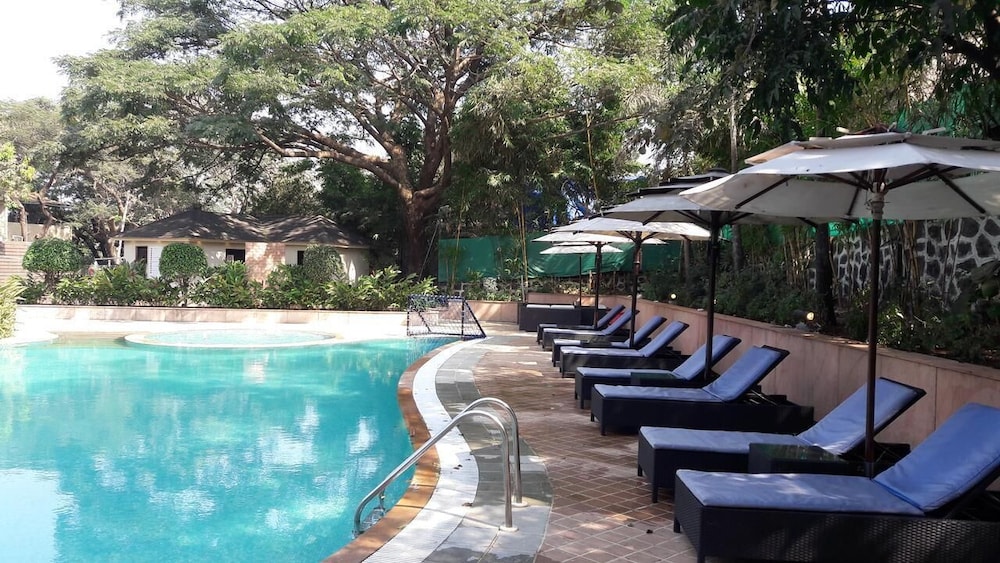 Citrus Hotels Lonavala 36/47