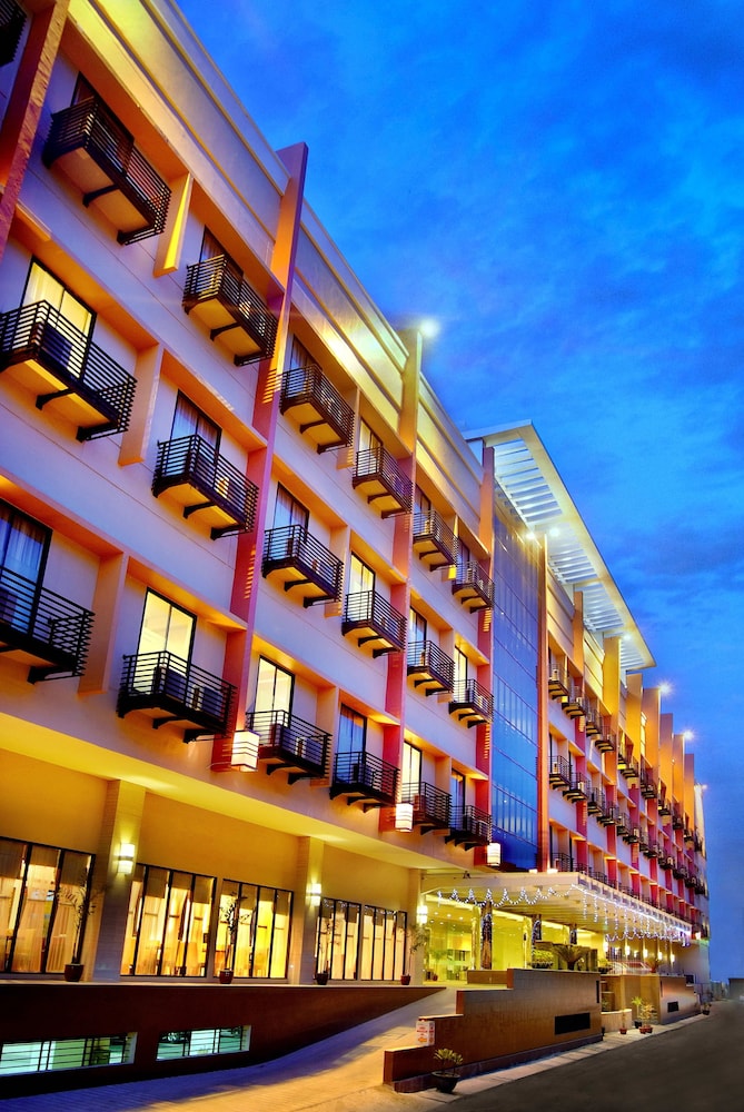 Aston Pontianak Hotel and Convention Center in PONTIANAK