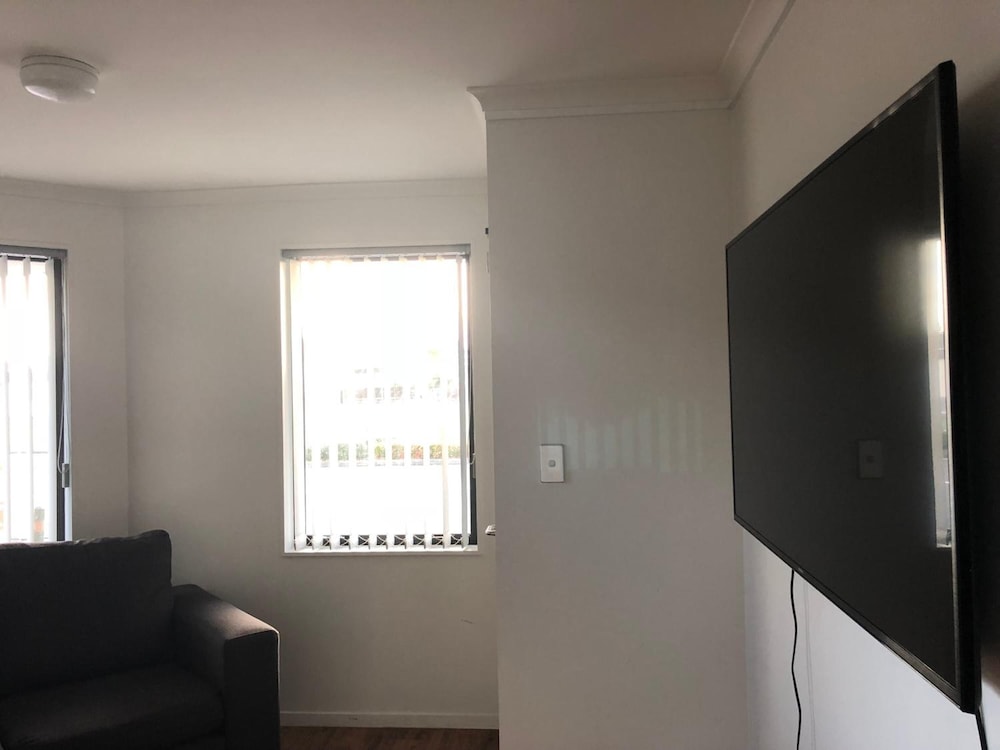 Uni Motel 40/45