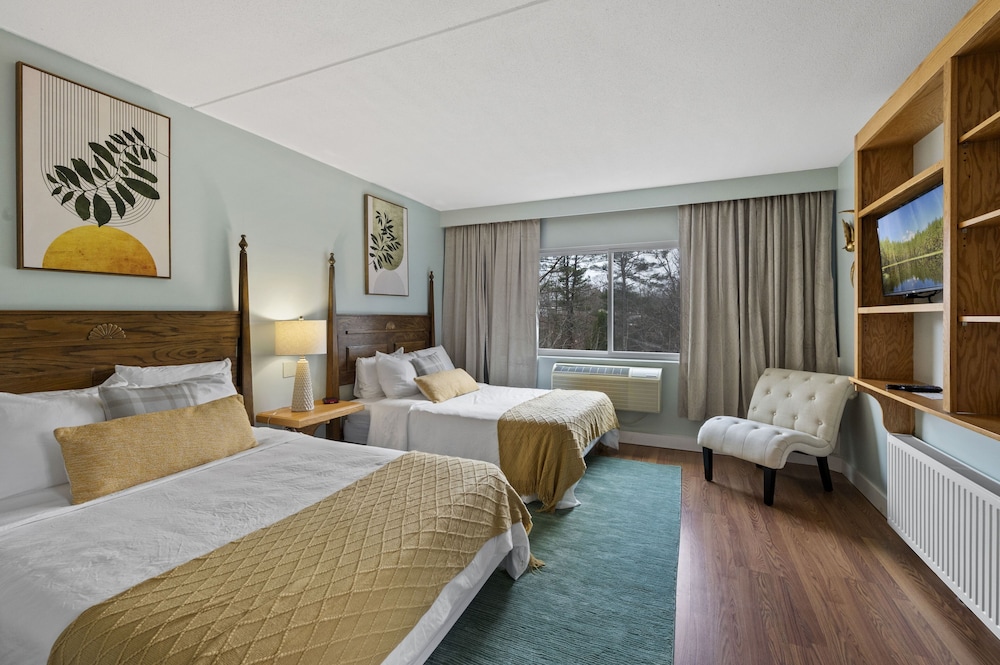 Room, 1 Single and 2 Double Beds